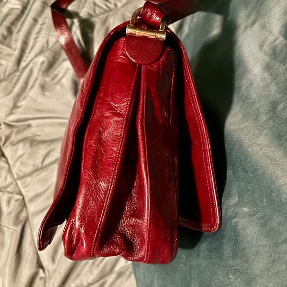 BOTTEGA VENETA VINTAGE BURGUNDY SHOULDER BAG - Picture 4 of 12